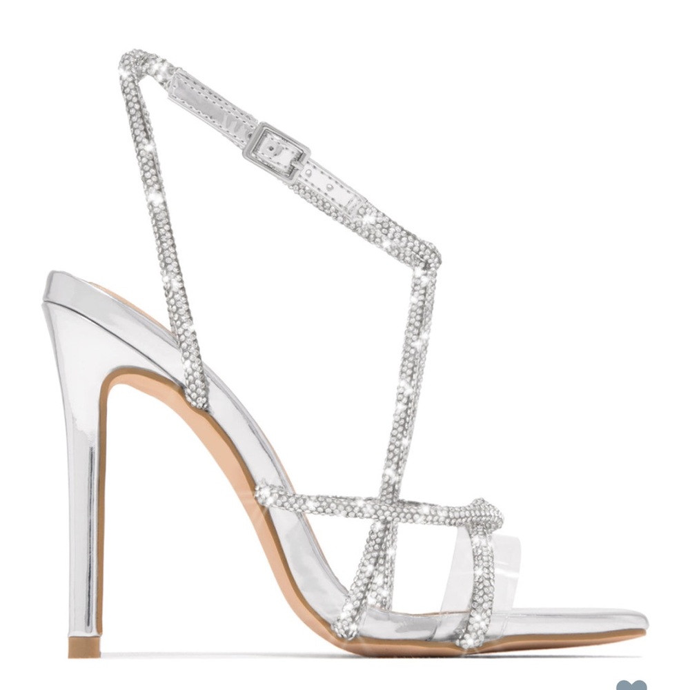 Miss Lola Carlina heels in Silver size 6